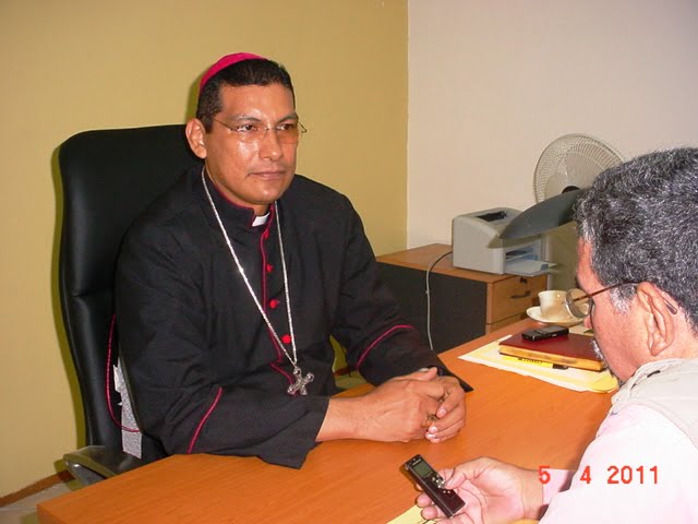 Obispo Jorge Solorzano entrevistado por LA VERDAD